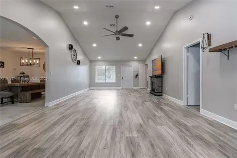 11710 NW 41st Street Sunrise FL 33323