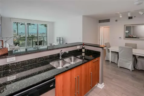 325 S Biscayne Boulevard Miami FL 33131