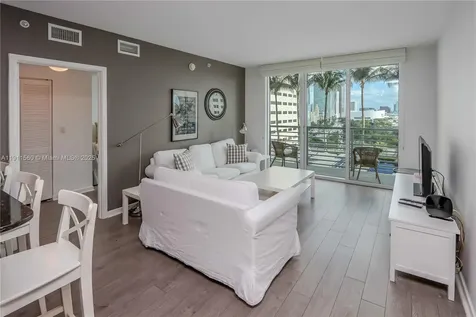 325 S Biscayne Boulevard Miami FL 33131