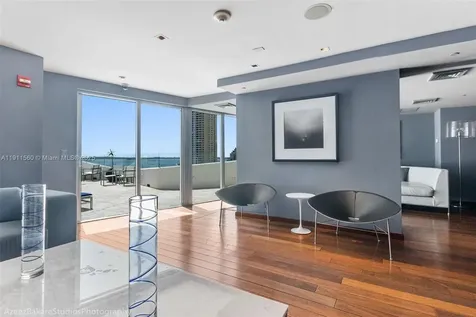 325 S Biscayne Boulevard Miami FL 33131