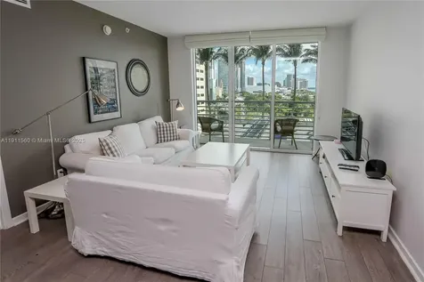325 S Biscayne Boulevard Miami FL 33131