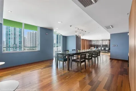 325 S Biscayne Boulevard Miami FL 33131