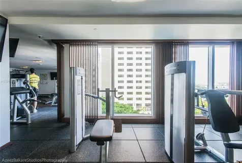 325 S Biscayne Boulevard Miami FL 33131