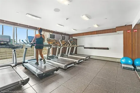 325 S Biscayne Boulevard Miami FL 33131
