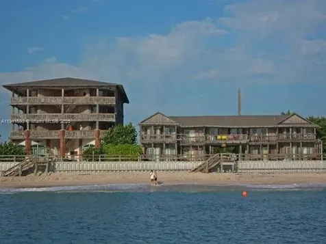 1815 Mooringline Drive Vero Beach FL 32963