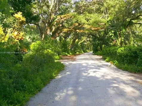 1815 Mooringline Drive Vero Beach FL 32963