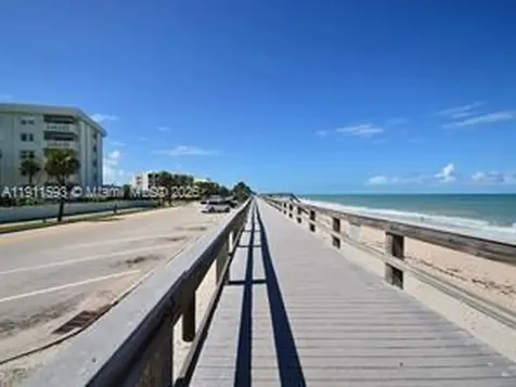 1815 Mooringline Drive Vero Beach FL 32963