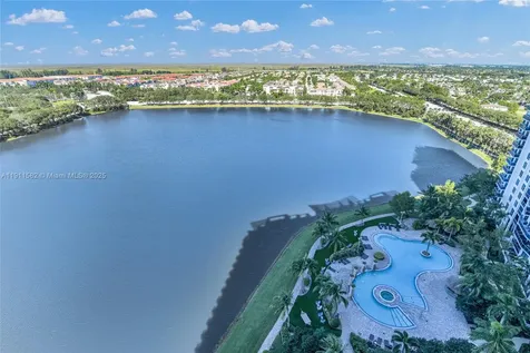 2681 N Flamingo Road Sunrise FL 33323