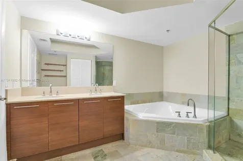 2681 N Flamingo Road Sunrise FL 33323