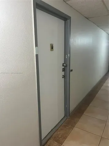 1825 W 44th Place Hialeah FL 33012