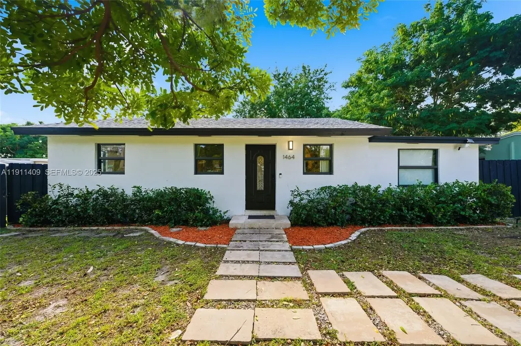 1464 NE 28th Street Pompano Beach FL 33064