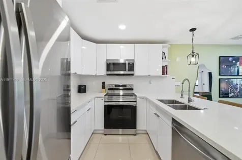1464 NE 28th Street Pompano Beach FL 33064
