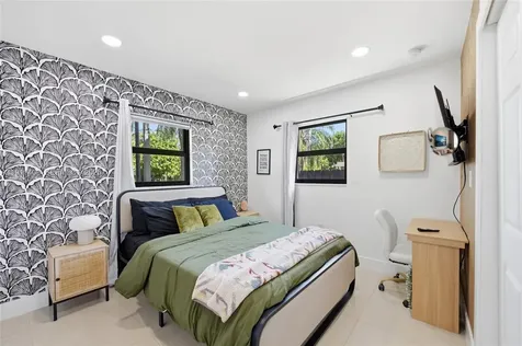 1464 NE 28th Street Pompano Beach FL 33064
