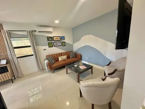 1464 NE 28th Street Pompano Beach FL 33064