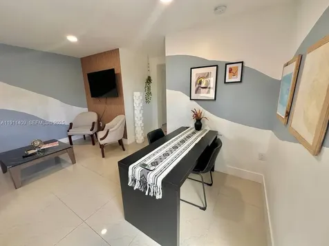 1464 NE 28th Street Pompano Beach FL 33064