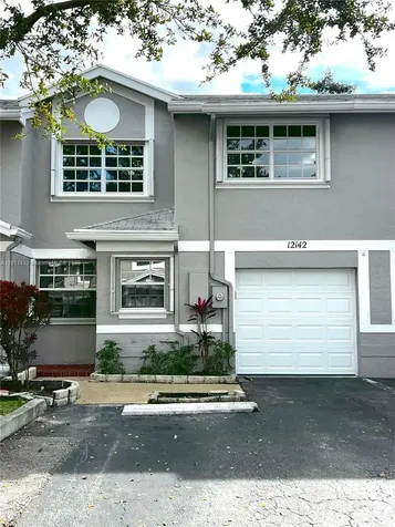 12142 SW 50th Court Cooper City FL 33330