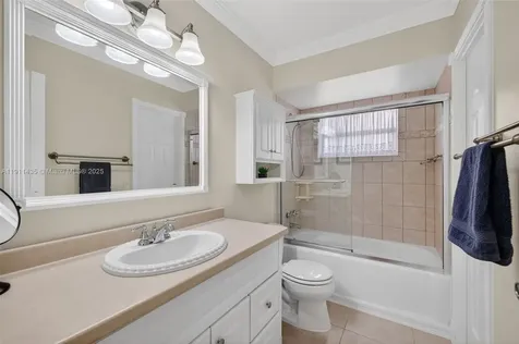 3501 NW 47th Avenue Lauderdale Lakes FL 33319
