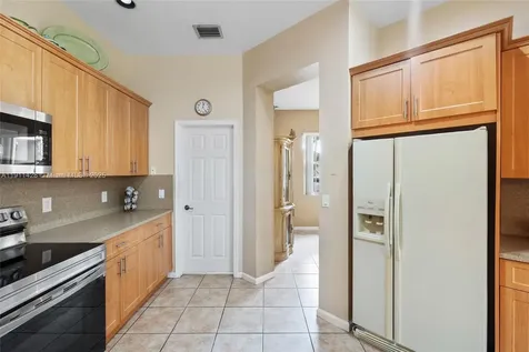 13875 SW 41st Street Davie FL 33330