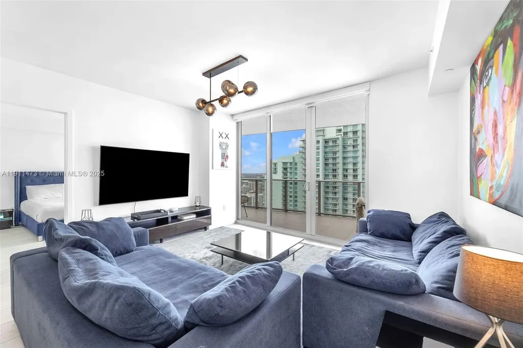 488 NE 18th Street Miami FL 33132