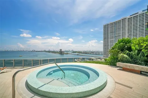 488 NE 18th Street Miami FL 33132