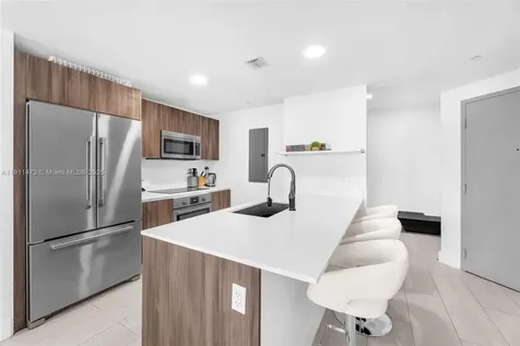 488 NE 18th Street Miami FL 33132