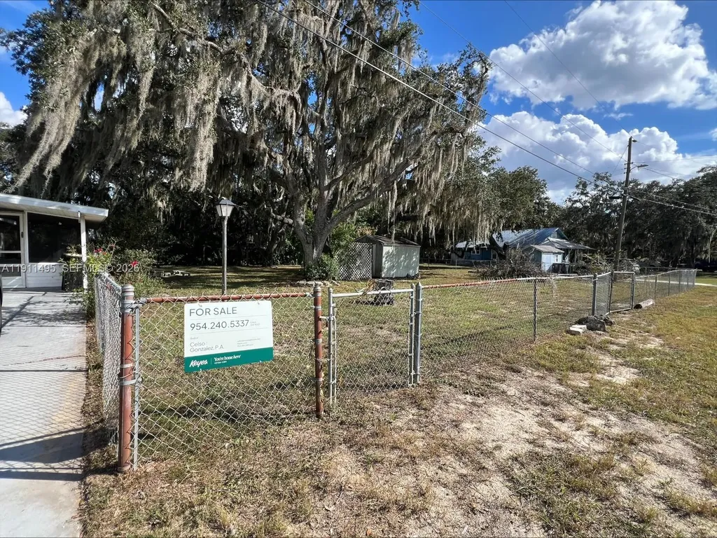 2930 Jasmine Drive Lake Wales FL 33853