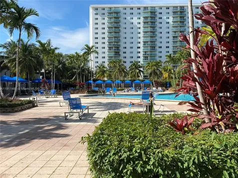 19370 Collins Avenue Sunny Isles Beach FL 33160