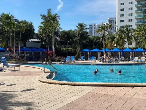 19370 Collins Avenue Sunny Isles Beach FL 33160