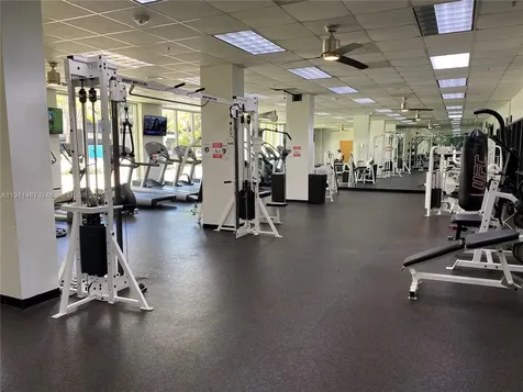 19370 Collins Avenue Sunny Isles Beach FL 33160