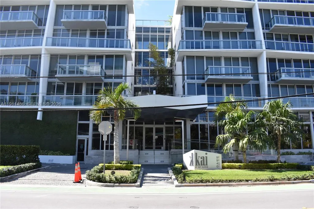 9940 W Bay Harbor Drive Bay Harbor Islands FL 33154