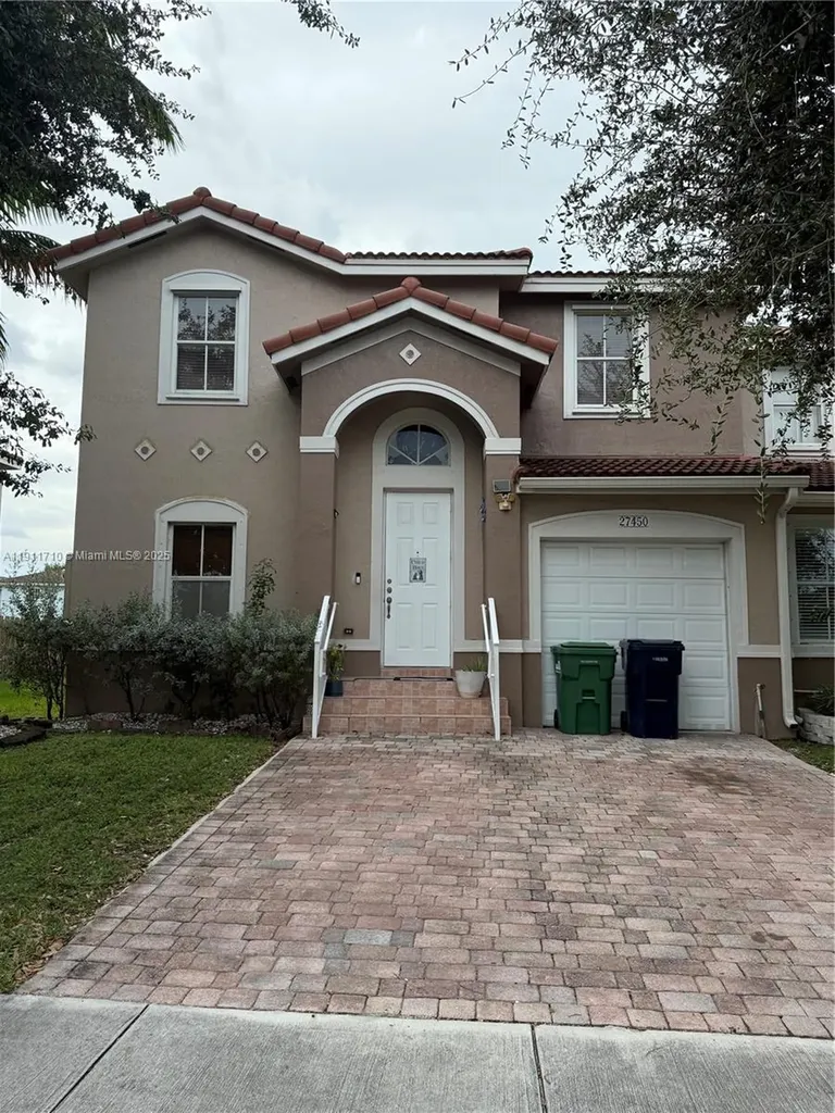 27450 SW 138th Path Homestead FL 33032