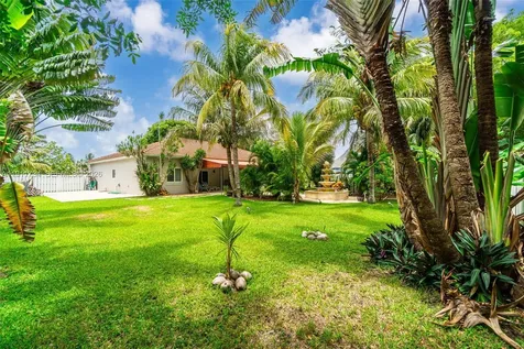 12743 SW 220th Street Miami FL 33170