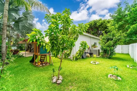 12743 SW 220th Street Miami FL 33170