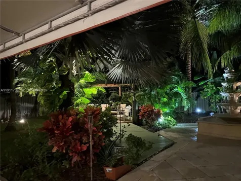 12743 SW 220th Street Miami FL 33170