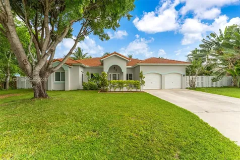 12743 SW 220th Street Miami FL 33170