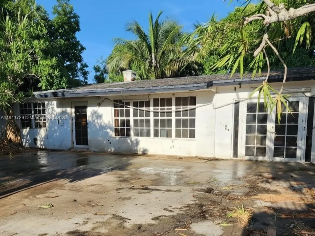16310 SW 99th Avenue Miami FL 33157