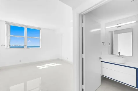2475 Brickell Avenue Miami FL 33129