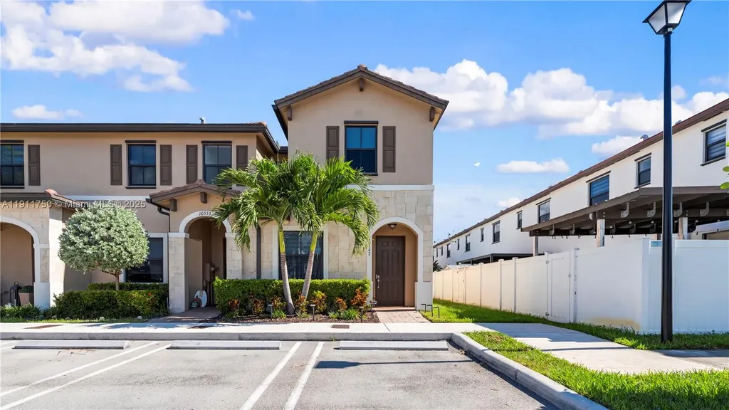10547 W 34th Court Hialeah FL 33018