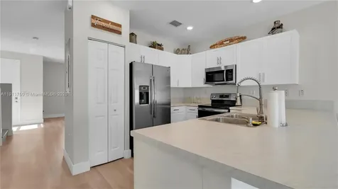10547 W 34th Court Hialeah FL 33018