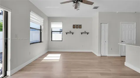 10547 W 34th Court Hialeah FL 33018