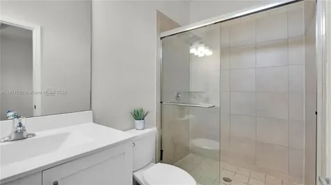 10547 W 34th Court Hialeah FL 33018
