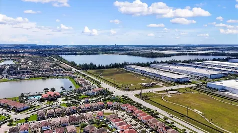 10547 W 34th Court Hialeah FL 33018