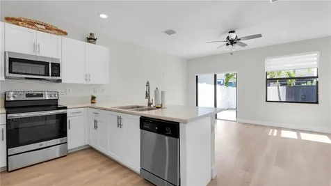 10547 W 34th Court Hialeah FL 33018