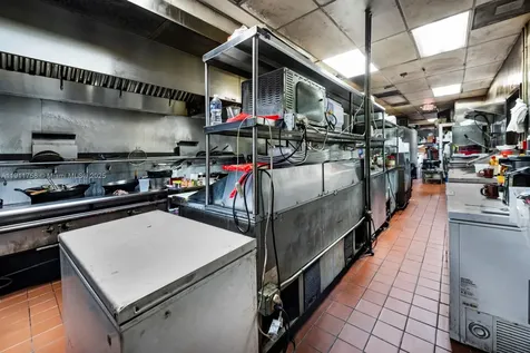 6411-6417 Stirling Road Davie FL 33314