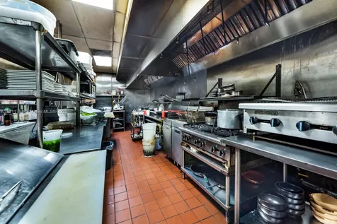 6411-6417 Stirling Road Davie FL 33314