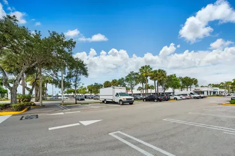 6411-6417 Stirling Road Davie FL 33314