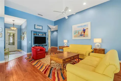 4909 Grassleaf Drive Palm Beach Gardens FL 33418