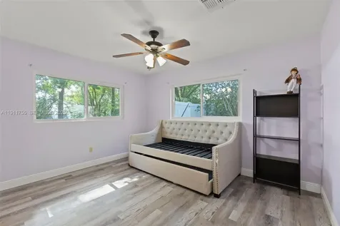 1642 Athens Street Lakeland FL 33803