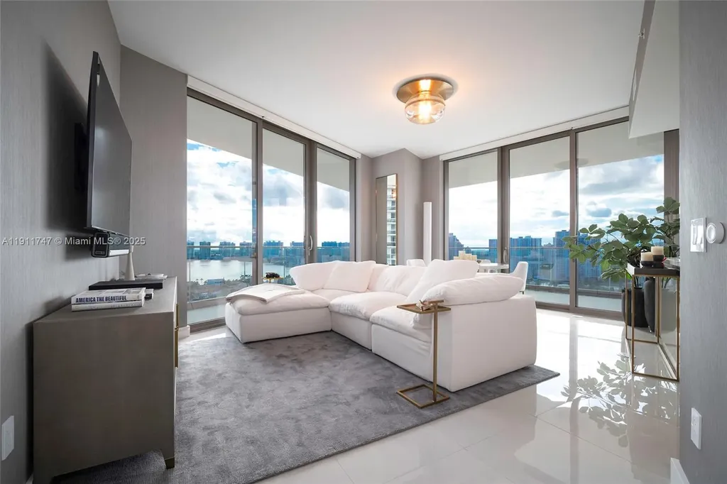 18975 Collins Avenue Sunny Isles Beach FL 33160