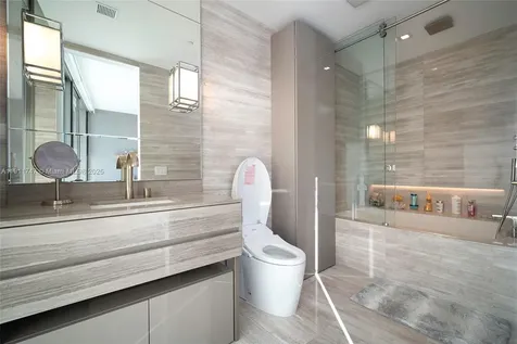 18975 Collins Avenue Sunny Isles Beach FL 33160